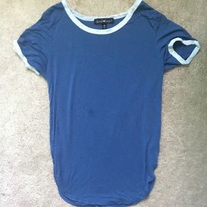 Navy tee w/ white border